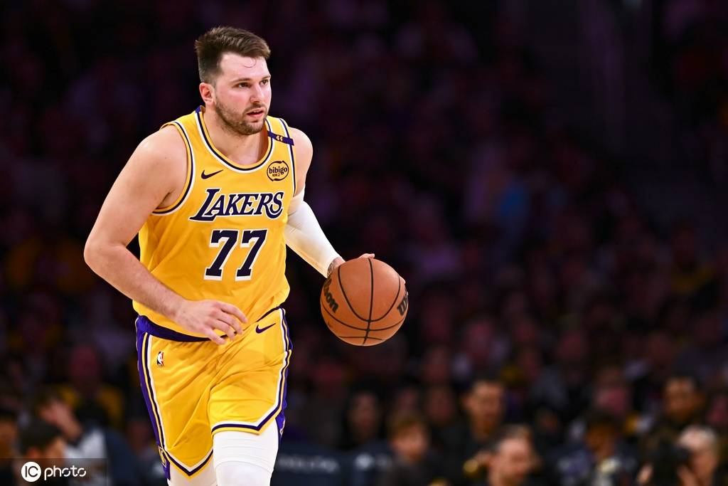 4年內(nèi)2.29億美元 或3年內(nèi)1.6億？唐西奇（Doncic）希望本周續(xù)簽與湖人的合同