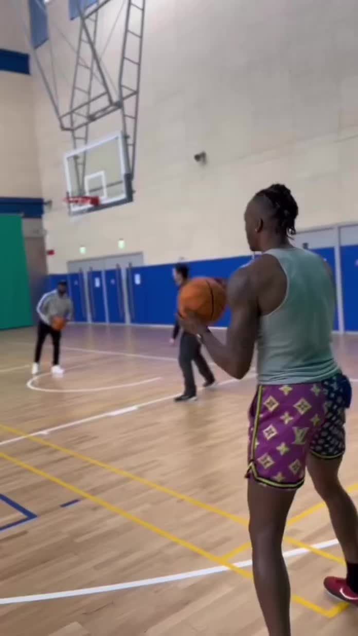 明天要復出！霍華德ins